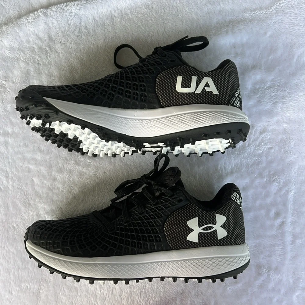 Women's UA Glyde 2 Turf Softball Shoes size 5.5US.  Never worn. - Picture 9 of 15